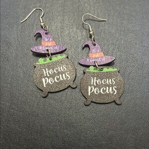 Hocus Pocus Cauldron Earrings